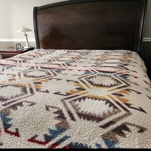 PENDLETON Avra Valley Fleece Blanket King South Western Aztec Sherpa 110x92